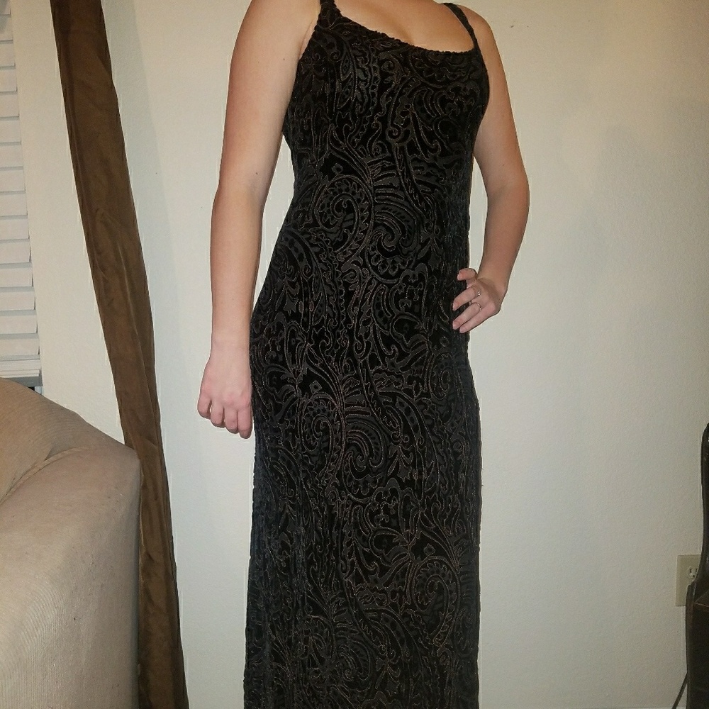Carmen Marc Valvo evening gown (size 4)